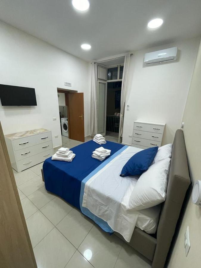 Donna Carme' Apartment Napoli Exterior foto