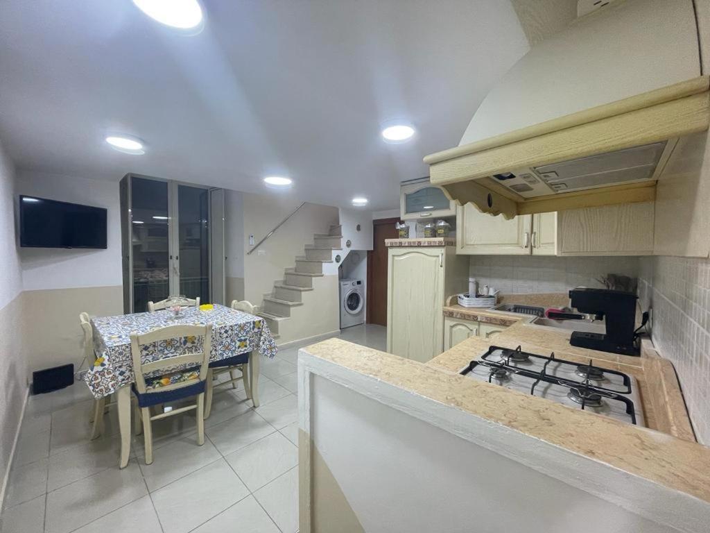 Donna Carme' Apartment Napoli Exterior foto